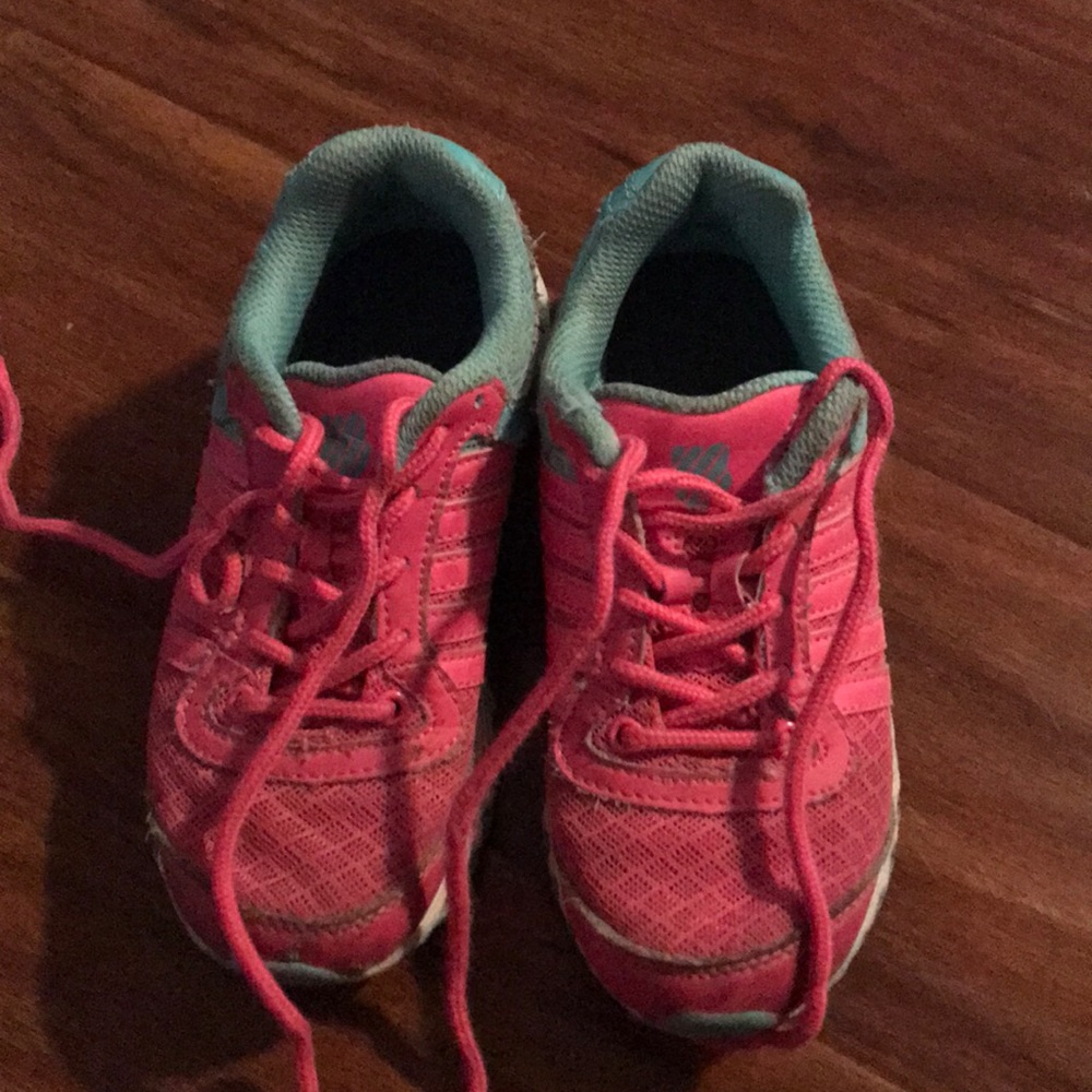 🌸 Size 12 KSwiss tennis shoes